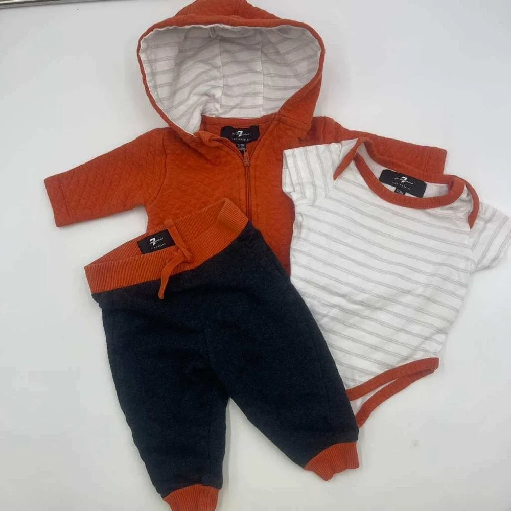 7 For All Mankind Baby Outfit 3 Piece Hoodie Bodysuit‎ Pants Orange Black 0 3M